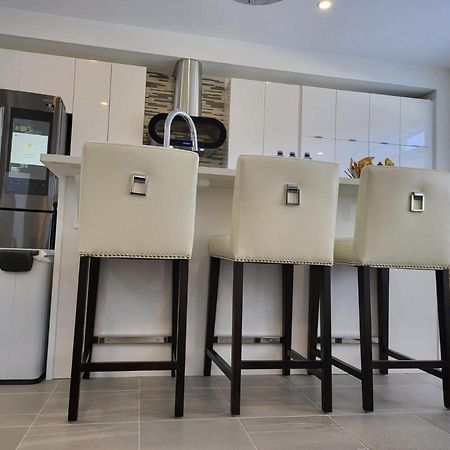 5 Star Home Οττάβα Εξωτερικό φωτογραφία
